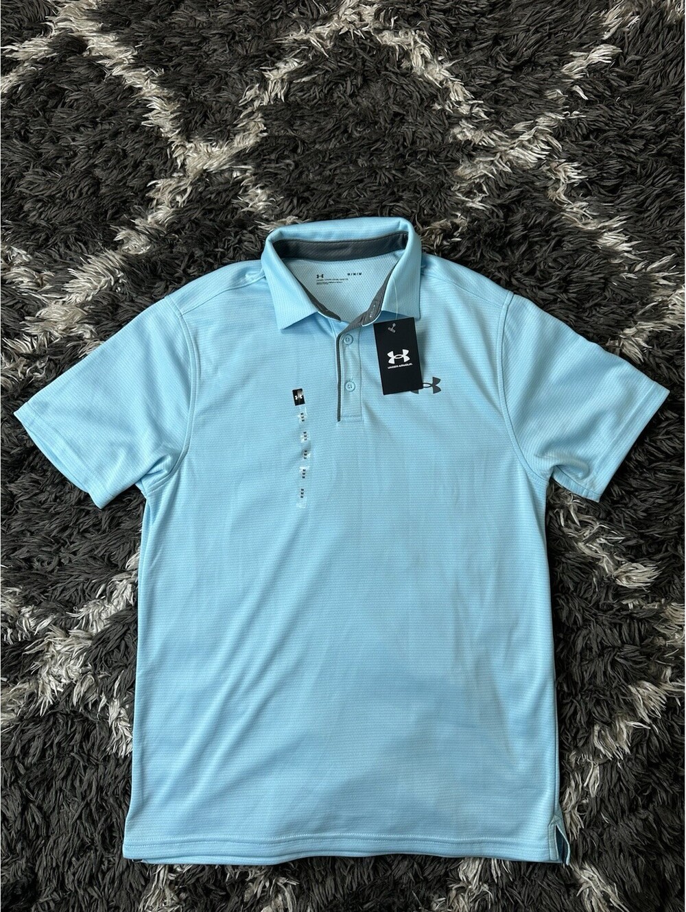 Under Armour NWT Mens Light Blue Loose Fit Golf Polo Shirt Size Medium